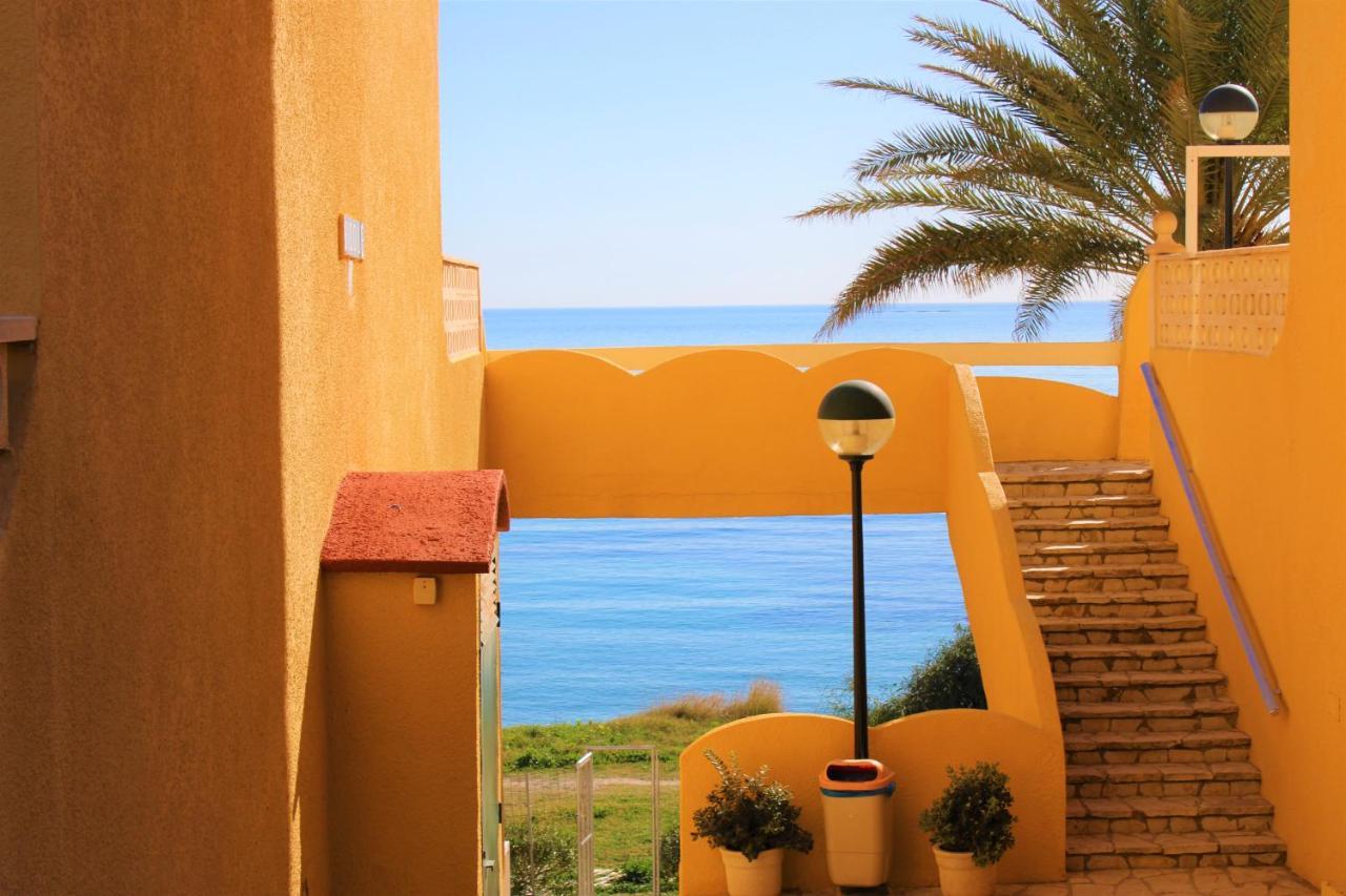 Bungalo En Primera Linea De La Playa El Campello Exterior photo