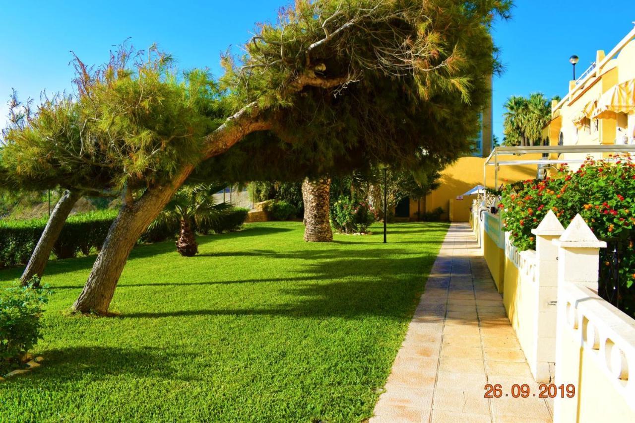 Bungalo En Primera Linea De La Playa El Campello Exterior photo
